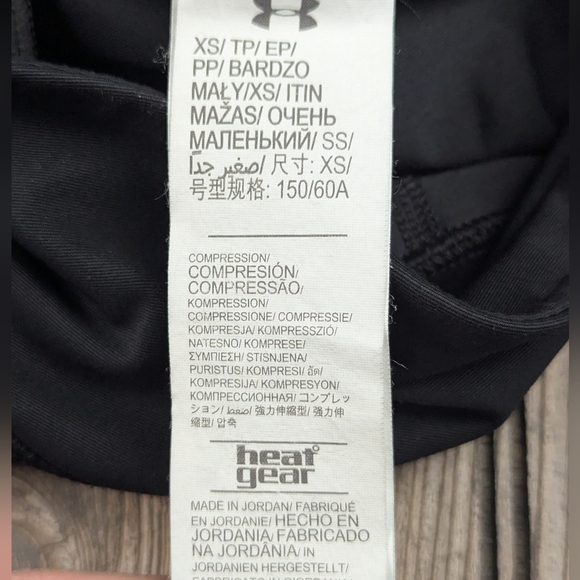 Under Armour Compression Tights Leggings Size XS Black 3/4 Length - Picture 9 of 12